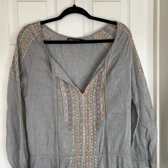 ANTHROPOLOGIE Antik Batik Gray Embroidered Tunic Dress Size Extra Small - Picture 3 of 5